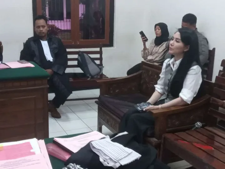 Dua Kali Rumah di Bukit Golf F-1 Citraland Surabaya Disatroni Gerombolan Orang Suruhan