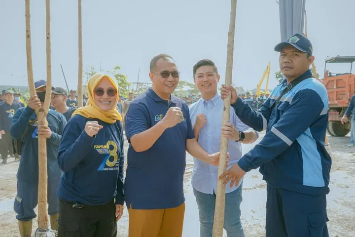 Tanam 2,2 Juta Pohon di Hari Bakti PUPR