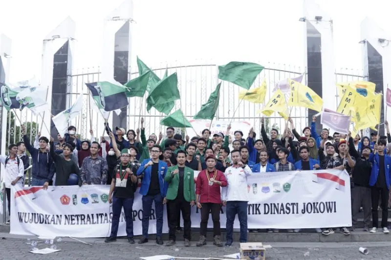 Mahasiswa Medan Gelar Aksi Mimbar Rakyat Menolak Politik Dinasti