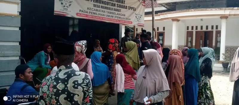 Penyaluran Bantuan Beras BPNT Desa Mambulu Barat Berjalan Lancar