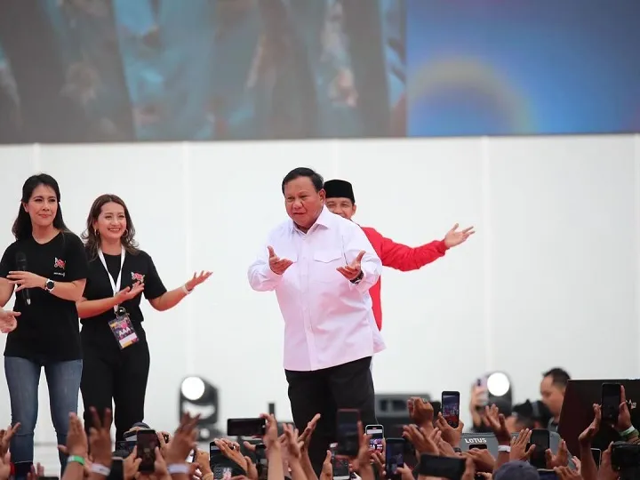 Akan Hilangkan Kemiskinan dan UMR