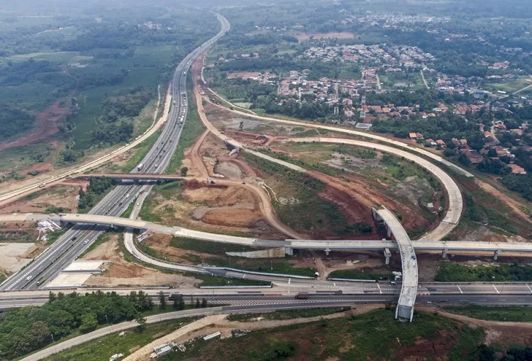 Tol Japek II Selatan Jadi Jalur Alternatif Saat Nataru, Ada Tarif Gratisnya