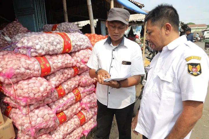 Jelang Natal dan Tahun Baru, Satgas Pangan Kota Kediri Adakan Sidak Pasar