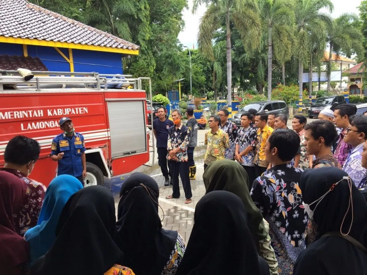 Kantor Dinas PU SDA Lamongan Terbakar