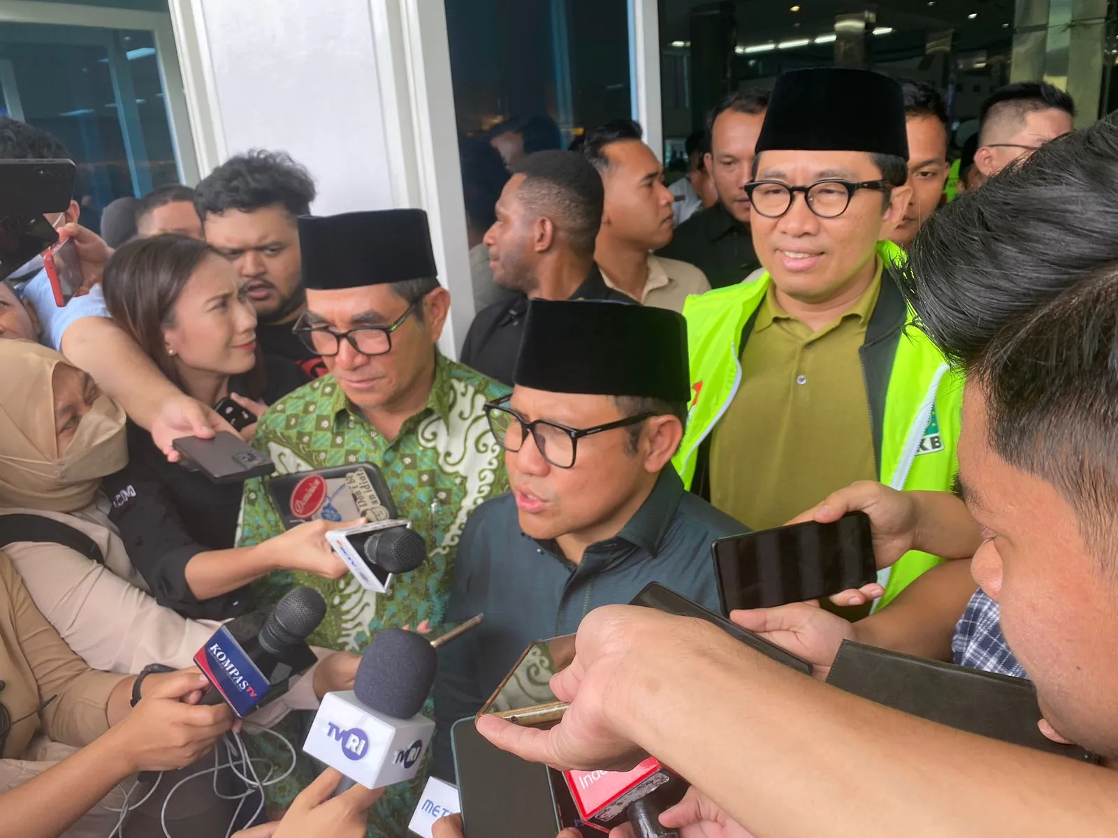 Tanggapi Prabowo, Cak Imin: Tidak Usah Adu Emosi