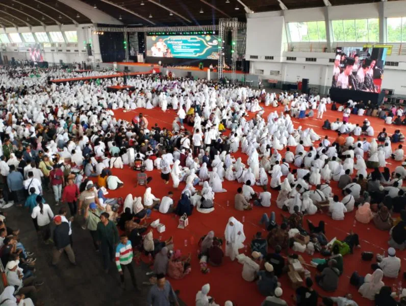 Puluhan ribu Warga NU Hadiri Deklarasi  Mahfud Guru Bangsa