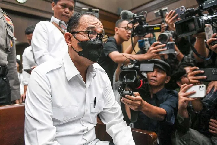 Baca juga : Vonis 14 Tahun ke Rafael Alun Konform dengan Tuntutan Jaksa