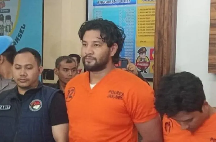 Irish Bella Mantap Bercerai, Ammar Zoni Justru Bucin Tak Mau Pisah