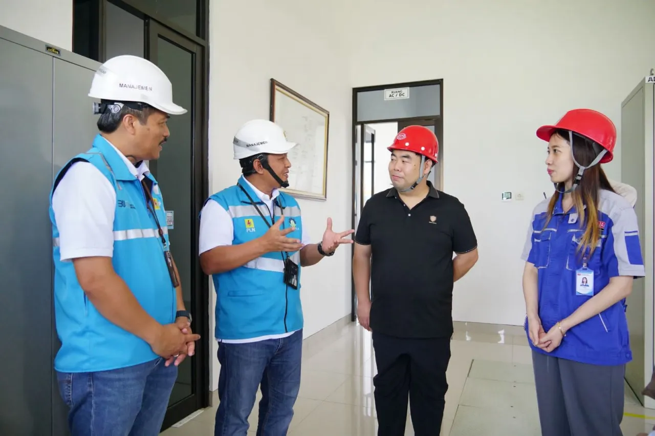 PLN Sambung 24,74 MVA Pelanggan Bisnis dan Industri di Awal Tahun 2024