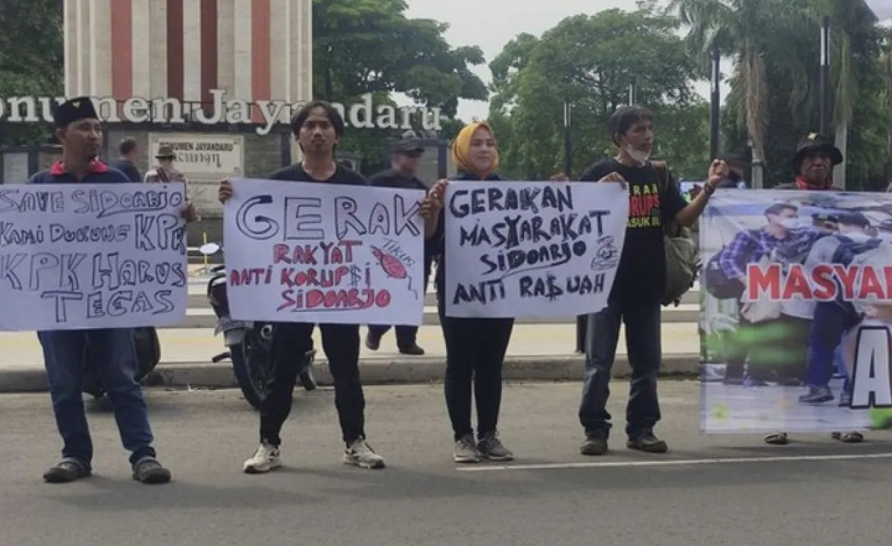 Aktivis Anti Korupsi Minta KPK Kencengi Bupati Sidoarjo Gus Muhdlor