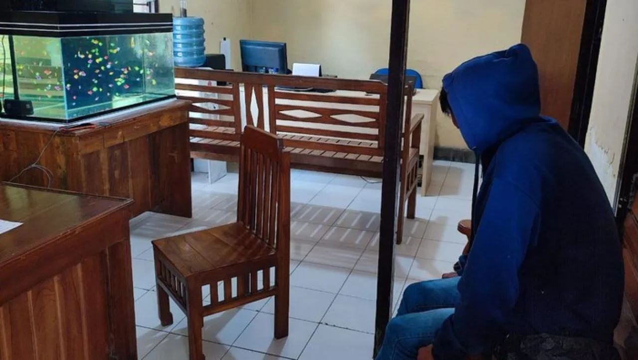 Maling Celana Dalam Bonyok Dimassa