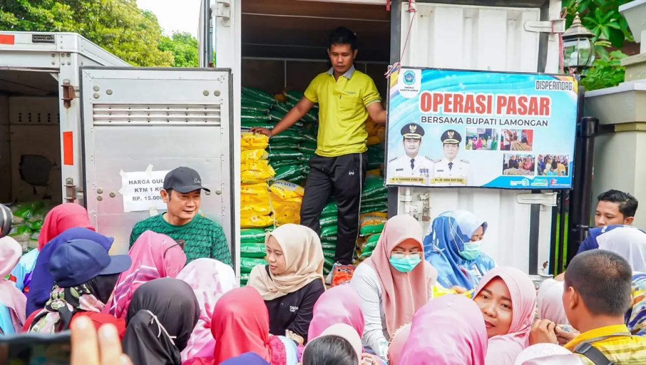 Harga Beras Meroket, Disperindag Lamongan Gelar OPM di Beberapa Titik