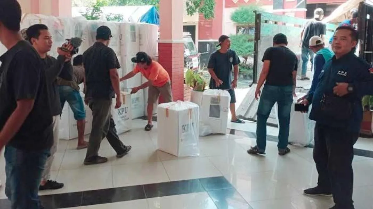 Distribusi Logistik Pemilu di Lamongan Tuntas Lebih Awal