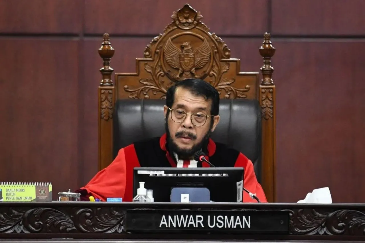 Paman Gibran Gugat Sesama Hakim, Dilaporkan ke Majelis Kehormatan