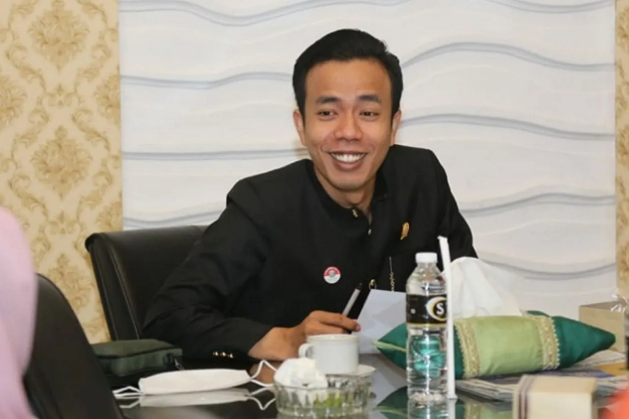 PKB Unggul Sementara di Jatim, PDIP dan Gerindra Bersaing Ketat