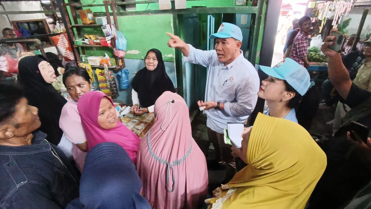 Sambangi Pedagang Simohilir, BHS Sampaikan Bahan Untuk Program Makan Gratis Harus Dari Pasar Tradisional