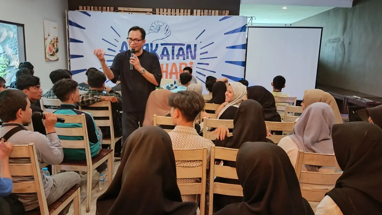 Deklarasi Angkatan Matahari Muda, Yooky Tjahrial Dorong Milenial Jadi Pengusaha