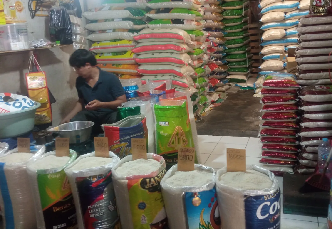 Dinas Pertanian Terang-Terangan Ungkap Faktor Penyebab Tingginya Harga Beras di Jatim
