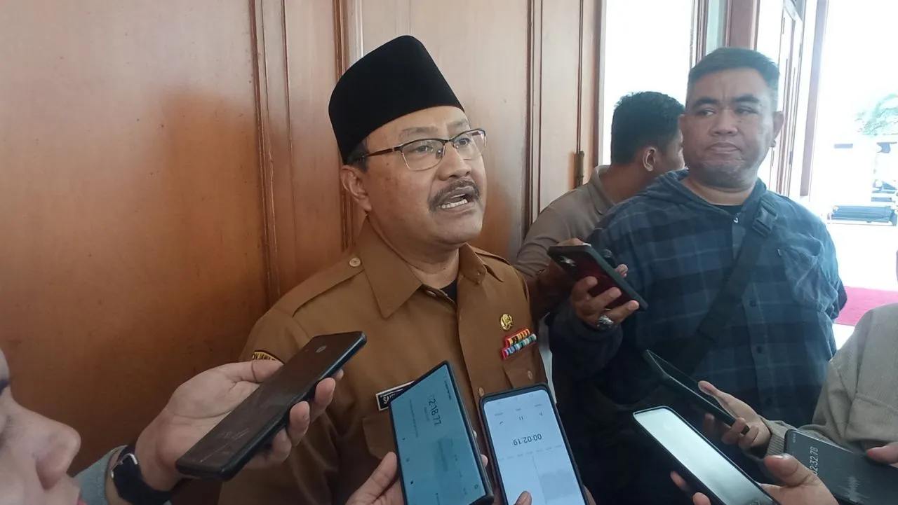 Disebut Makelar oleh Cak Imin, Gus Ipul: Kongkon Ae Wong Sing Kesulitan