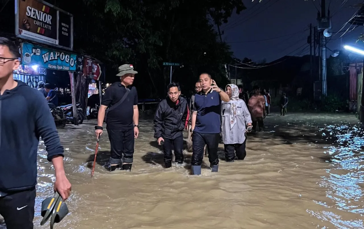 Pemkot Surabaya Buatkan Tanggul Dampak Banjir Tahunan di Pakal