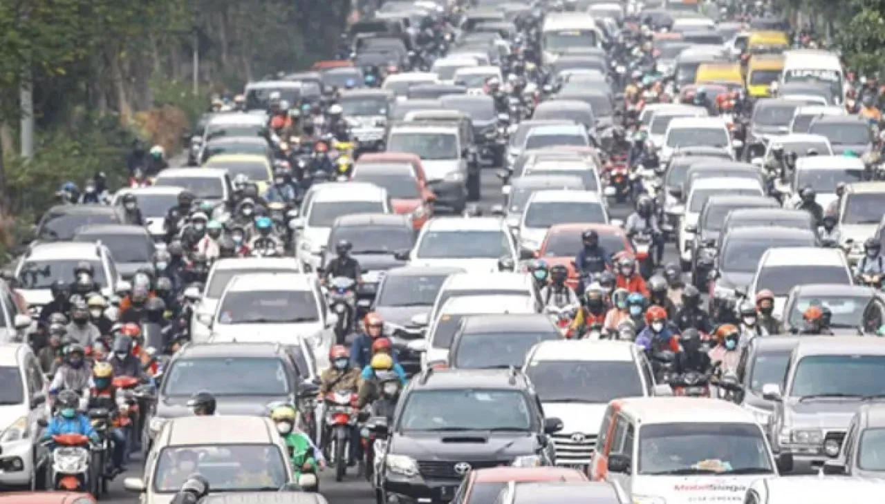 Jelang Weekend, Macet Bisa Lebih dari 1,5 Jam