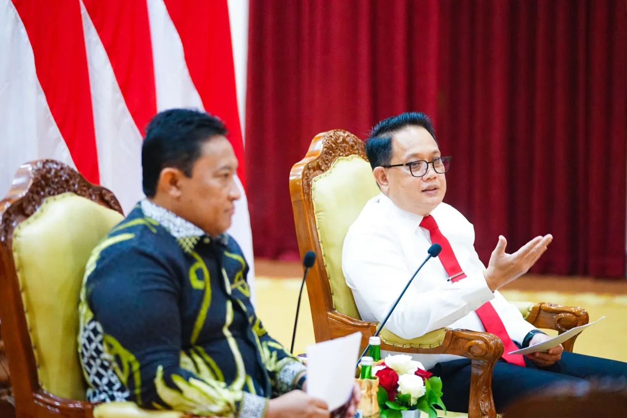 Pemprov Kalteng Lirik Strategi Pengendalian Inflasi Jatim, Pj Gubernur Adhy Sebut Pentingnya 4K