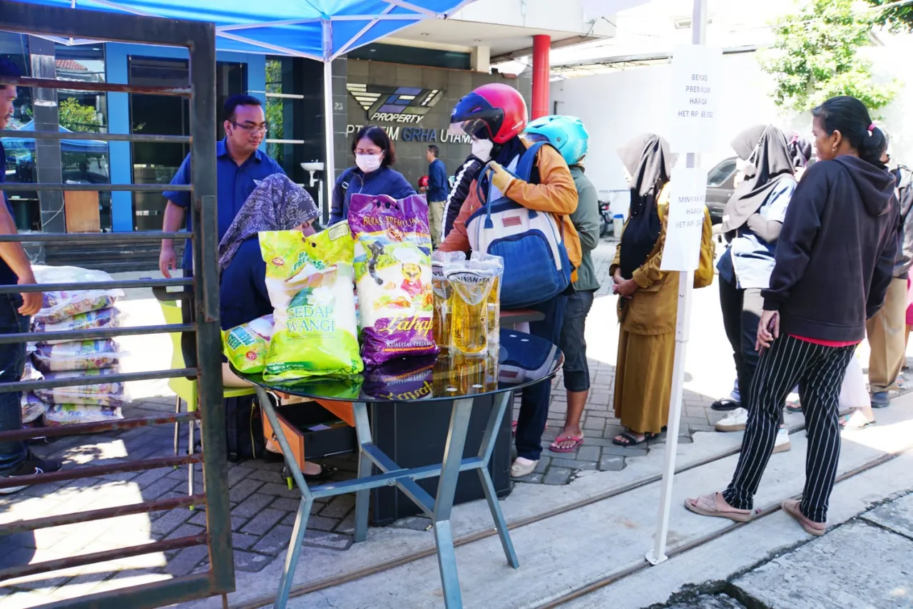 Pj Gubernur Adhy : Ini Wujud Dukungan BUMD Jatim Kendalikan Inflasi Harga Pangan