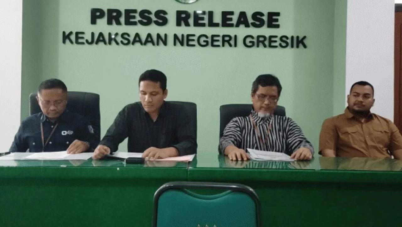 DJP Jatim II Serahkan Tersangka Kasus Penggelapan Pajak
