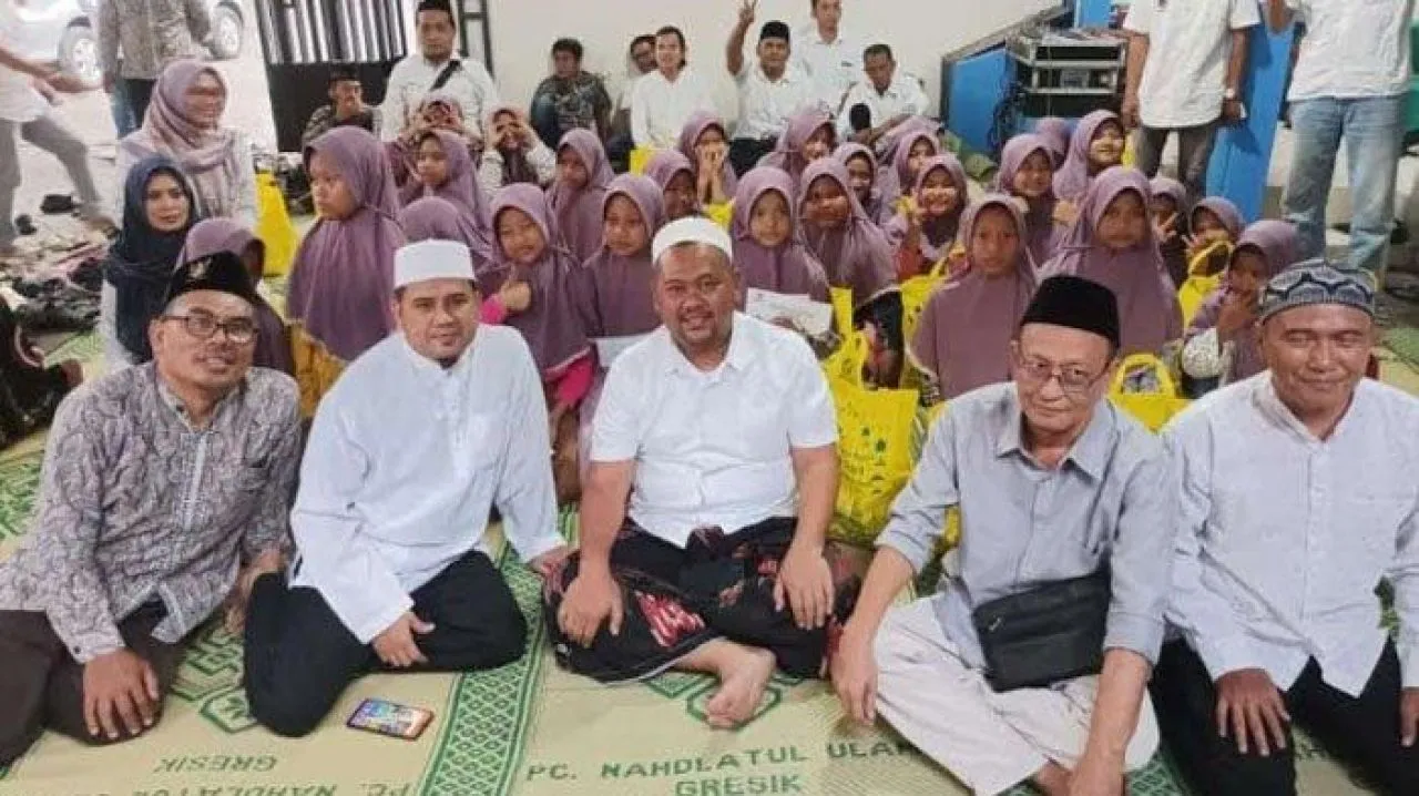 PWI Gresik Santuni Puluhan Anak Yatim