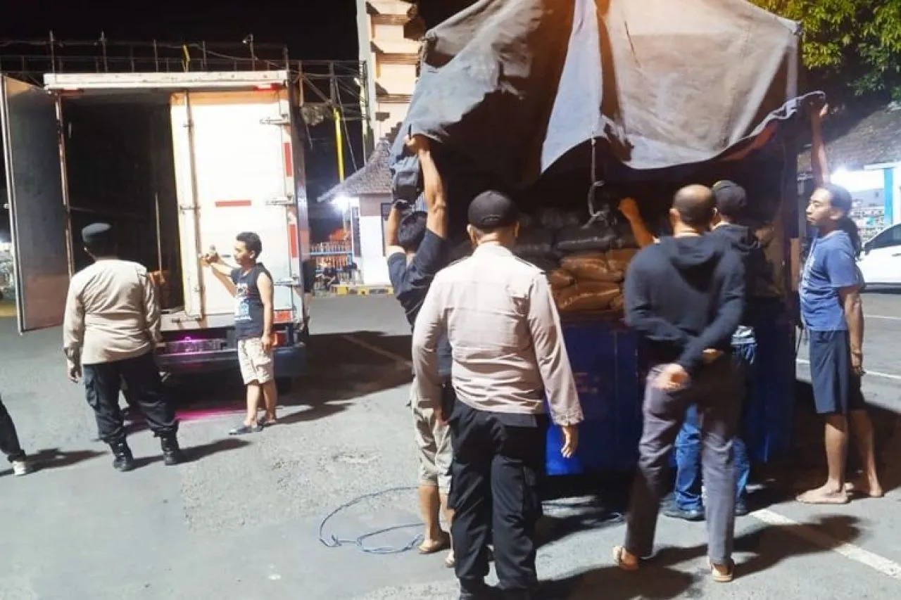Penyelundupan Miras dari Bali ke Jawa Digagalkan Polisi