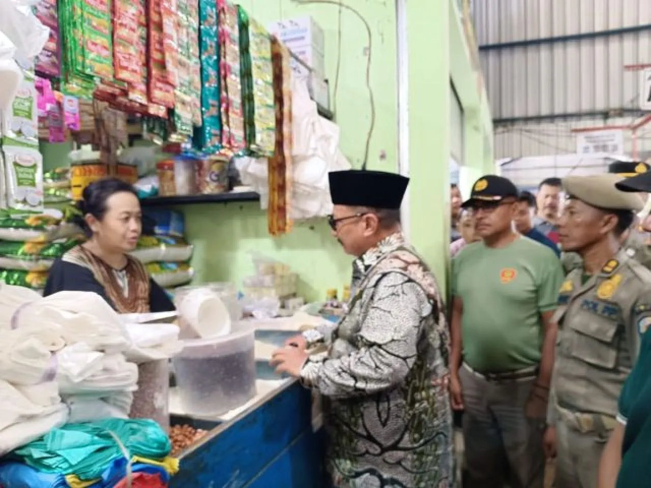 Bupati dan Forkopimda Situbondo Sidak Harga Bapok di Pasar