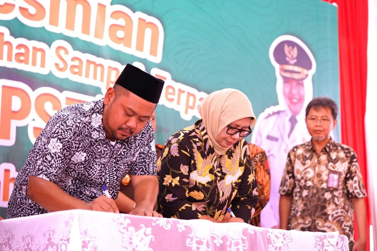 SIG dan Pemkab Gresik Bersinergi Pemanfaatan Bahan Bakar Alternatif dari Sampah