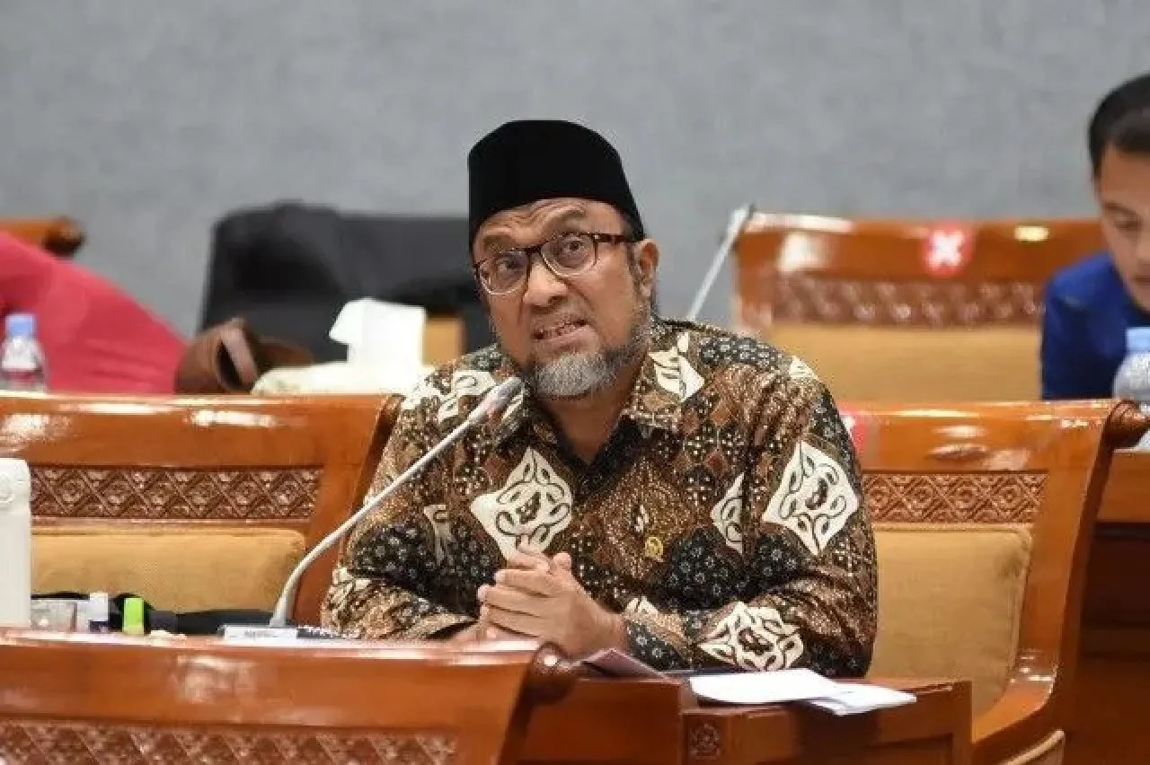 PKS Protes Makan Siang Gratis, Gerus Program BOS
