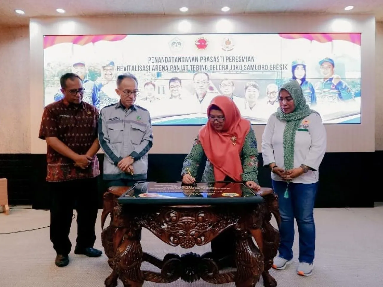 Wabup Gresik Apresiasi PT Smelting Revitalisasi Sarana Wall Climbing