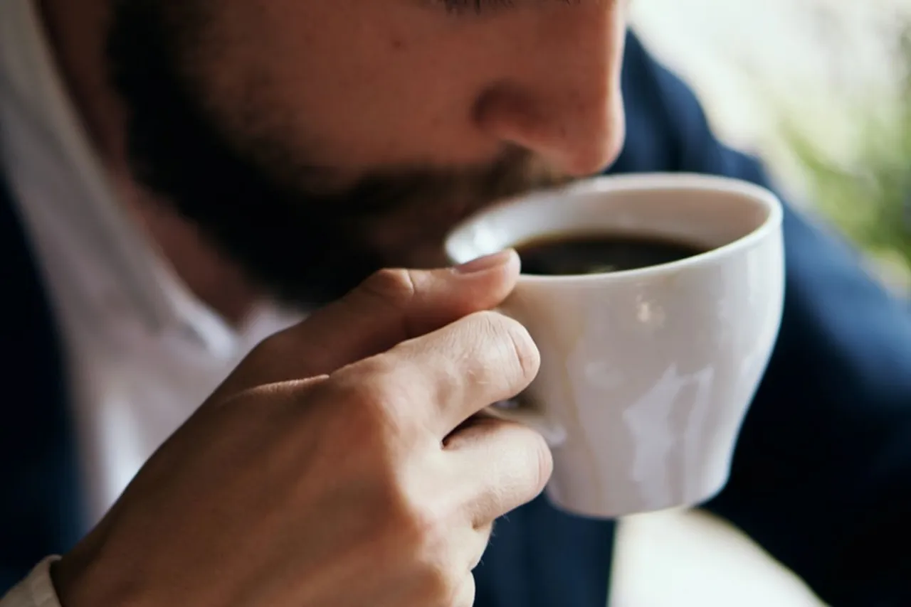 Ahli: Waktu Minum Kopi yang Pas Ketika Bulan Ramadhan