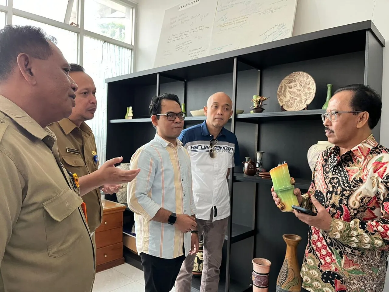 Hanya 130 Juta, UPT Keramik di Malang Perlu Dukungan Pemprov Jatim