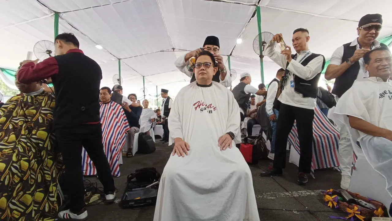 Festival Ramadhan Genzi, Pj Gubernur Adhy Karyono Ramaikan Potong Rambut Gratis