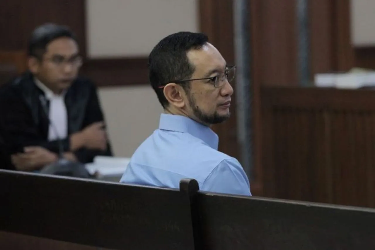 Terima Gratifikasi Rp 58,9 M, Pejabat BC Pinjam Rekening Bank Sekuritinya