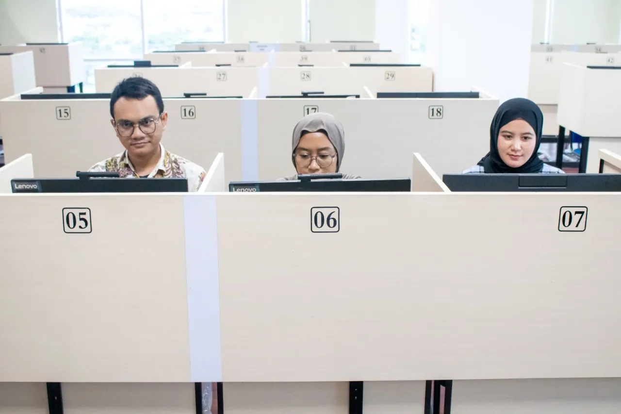 Sambut 23.719 Peserta Tes UTBK, UNESA Siapkan 1.098 Unit Komputer