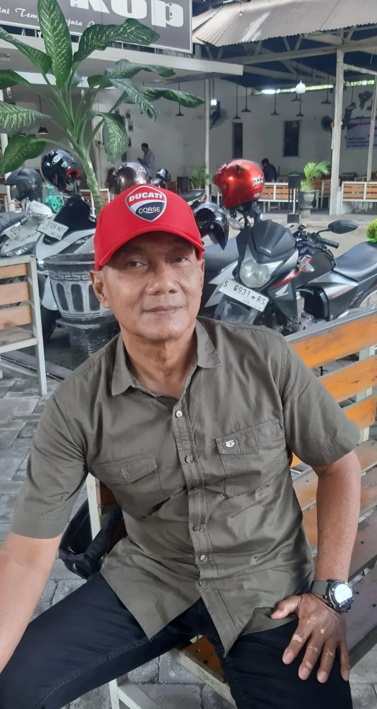 Pemuda LIRA : Pemerintah Jangan Hambat Usaha Kecil