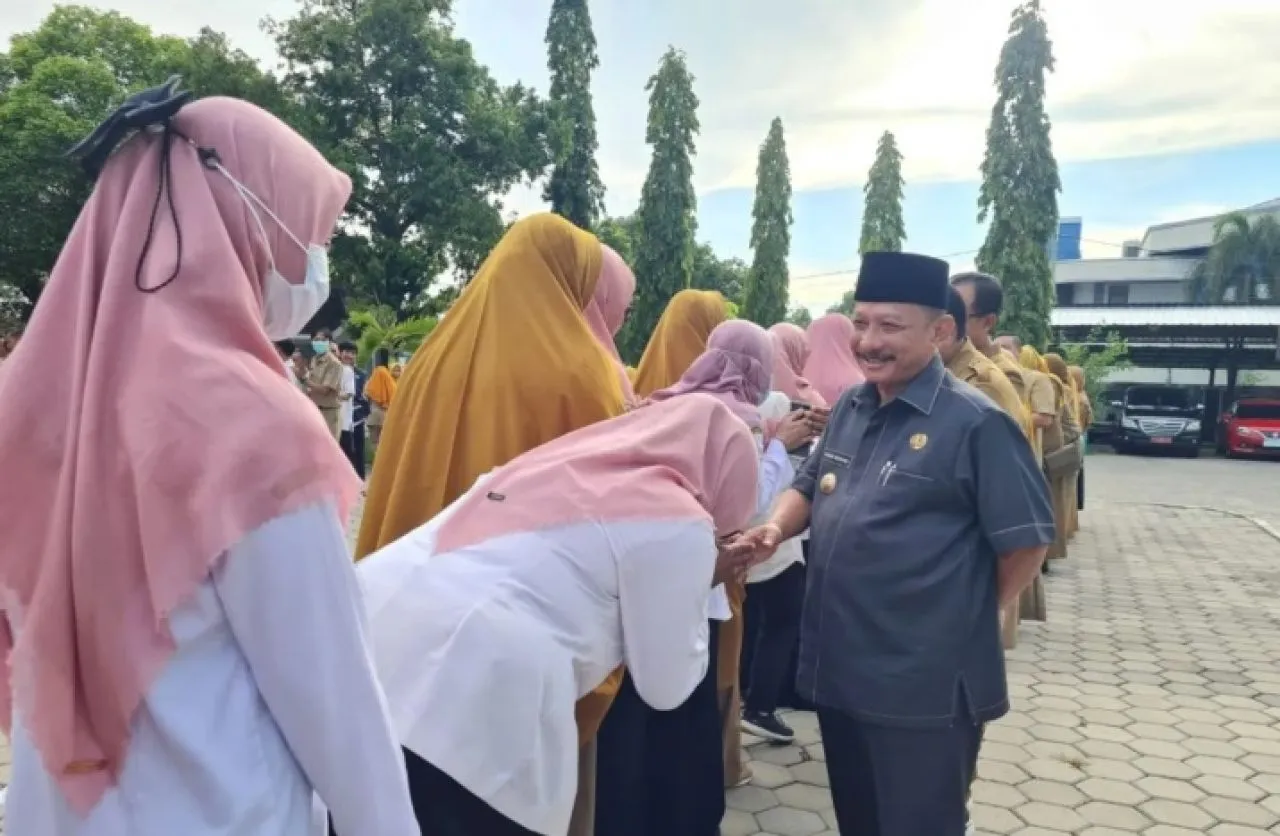 50 ASN di Situbondo Absen di Hari Pertama Masuk Kerja