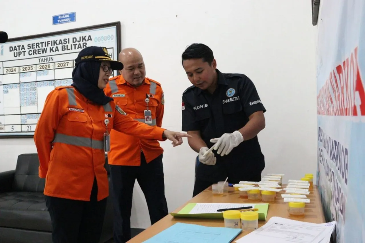 Puluhan Pekerja di KAI Daop 7 Madiun Jalani Tes Narkoba