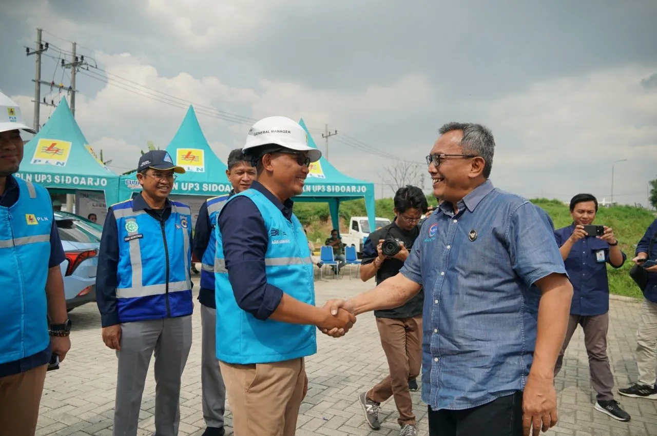 Pastikan Kenyamanan Pemudik jelang Lebaran, Kemenko Marves Kunjungi Lokasi SPKLU di Jatim