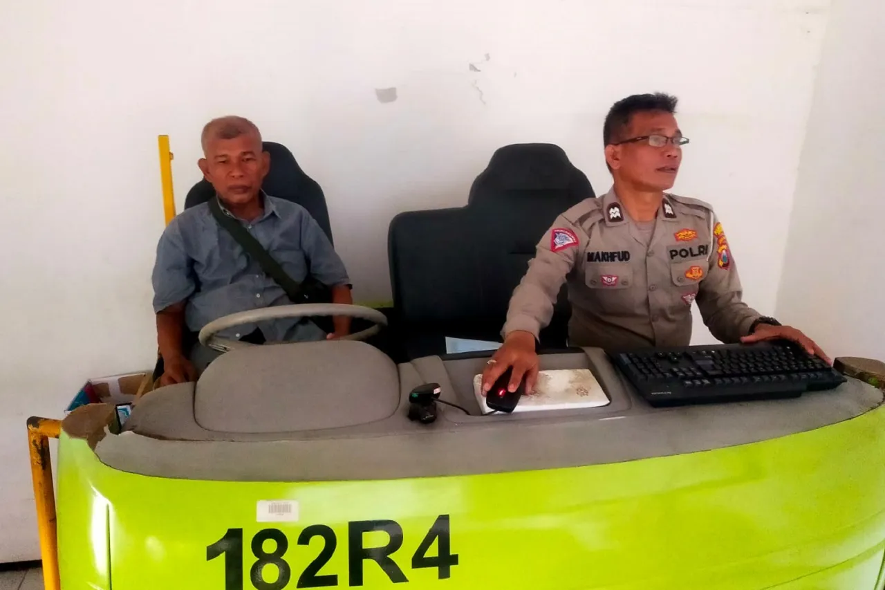 Tingkatkan Kepuasan Masyarakat, Satpas SIM Colombo Gaungkan Pelayanan Prima dan Transparansi
