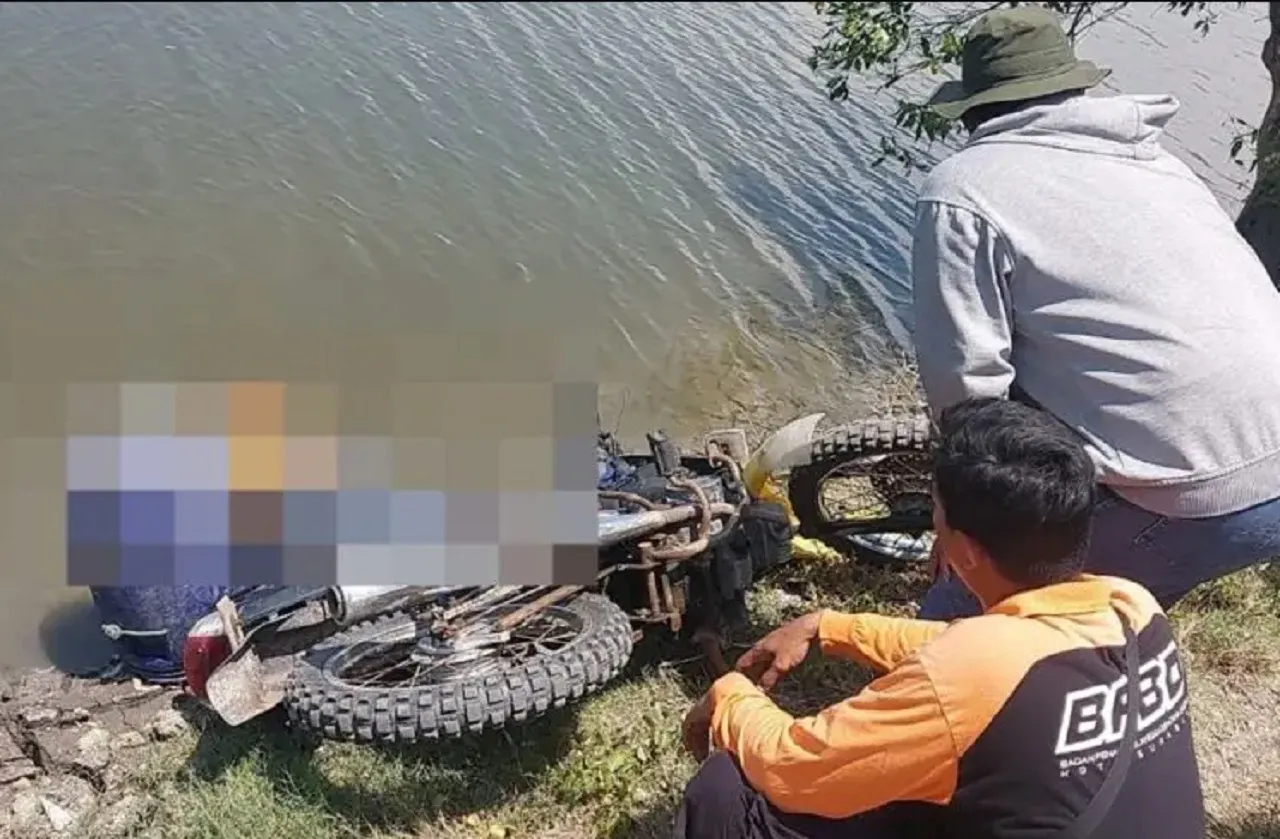 Geger, Penemuan Mayat Terperosok Bareng Motor Supra di Tambak Kawasan Keputih