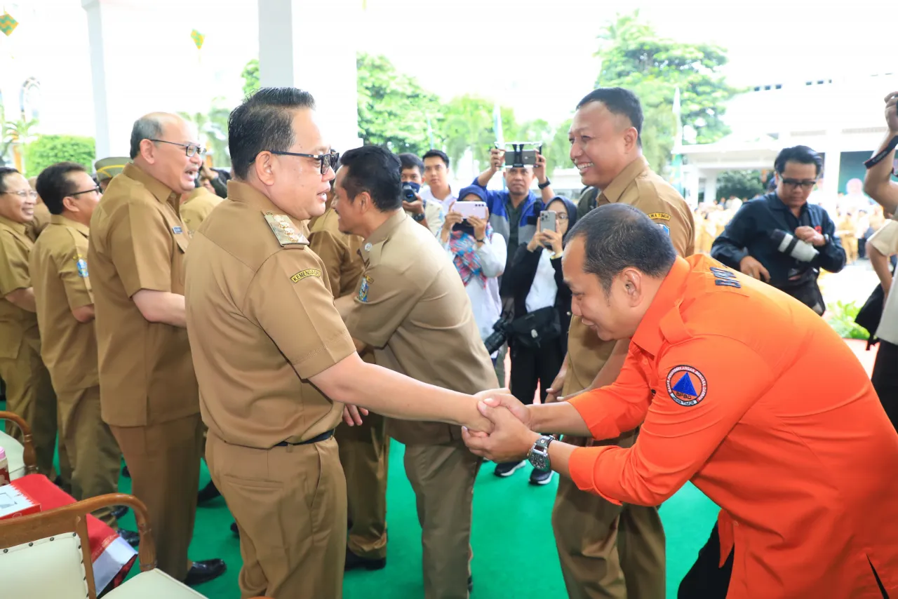 Pj Gubernur Adhy Ajak Kembali Semangat Bekerja dan Maksimalkan Pelayanan untuk Masyarakat