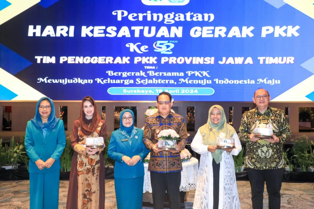 Pj Gubernur Adhy: Laksanakan 10 Program Pokok PKK untuk Dukung Pembangunan Jatim