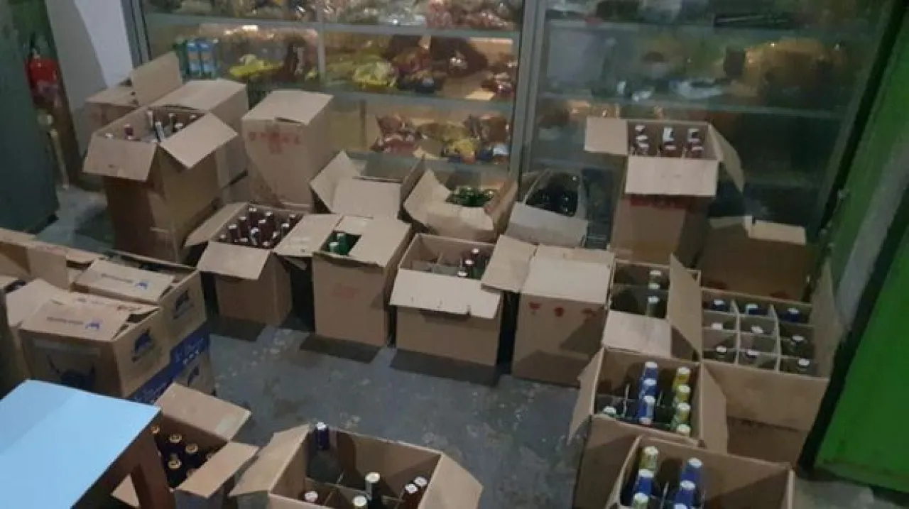 Timsus Saber Miras Polres Jombang Sita Ratusan Botol Miras