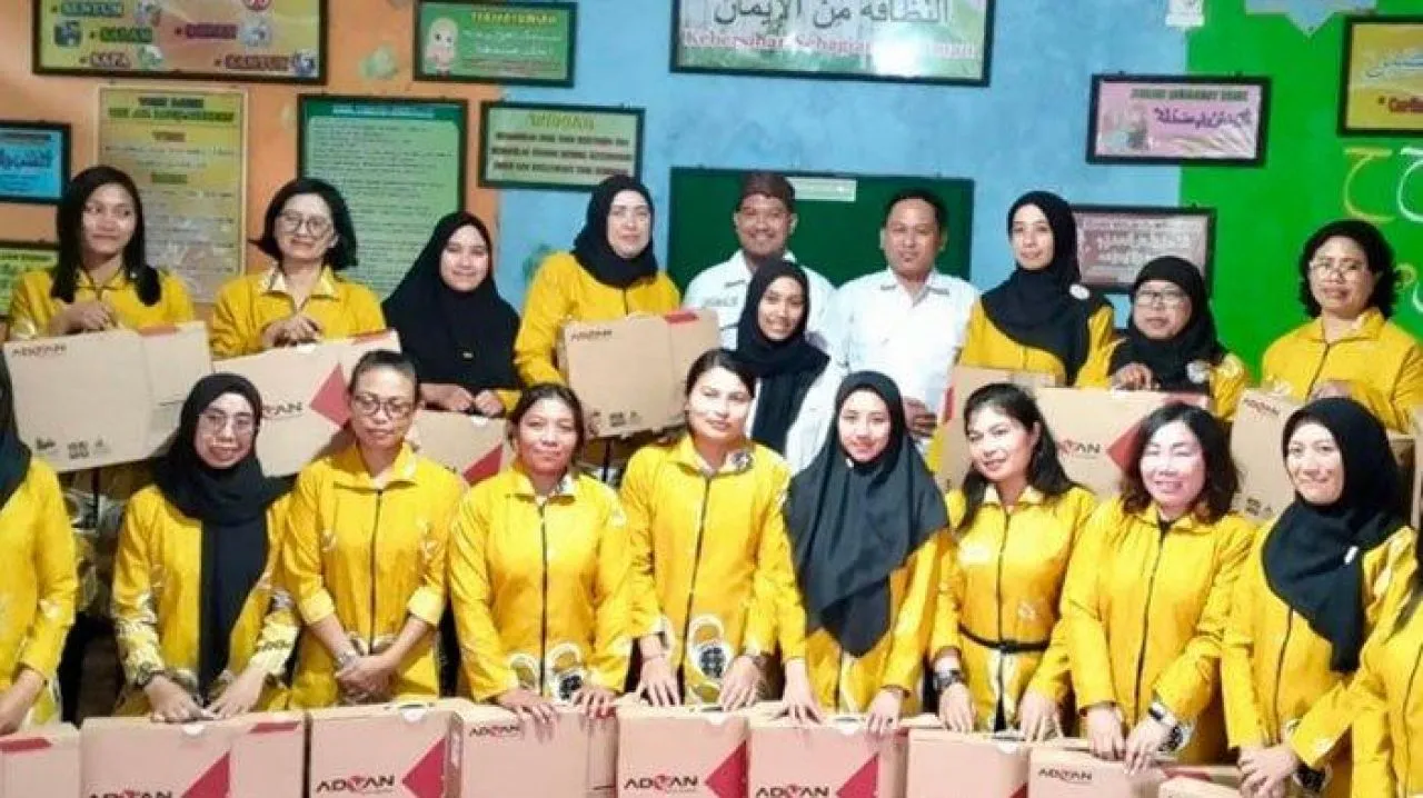 Dispendikbud Kabupaten Pasuruan Distribusikan Bantuan Laptop