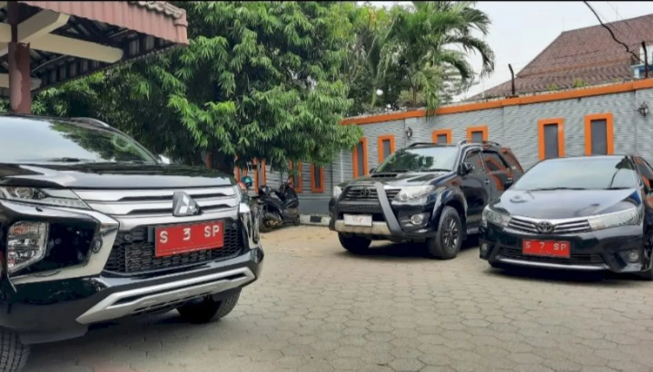 Pemkot Mojokerto Lelang 14 Mobil Dinas Pejabat